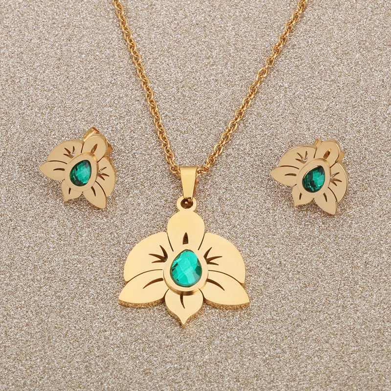 时尚个性植物镶绿色锆石不锈钢两件套复古配饰工厂