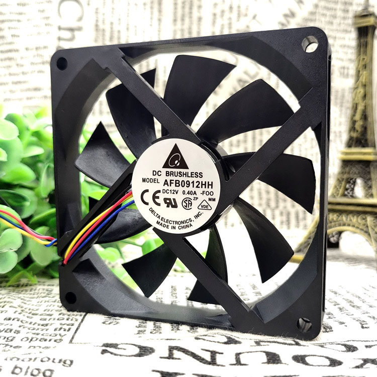 台达 9015 9CM 双滚珠 12V 0.40A 四线PWM温控超薄风扇90*90*15MM