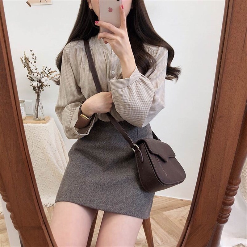 灰色短裙半身裙女秋冬包裙高腰裙子a字裙包臀裙条纹人字呢子半裙