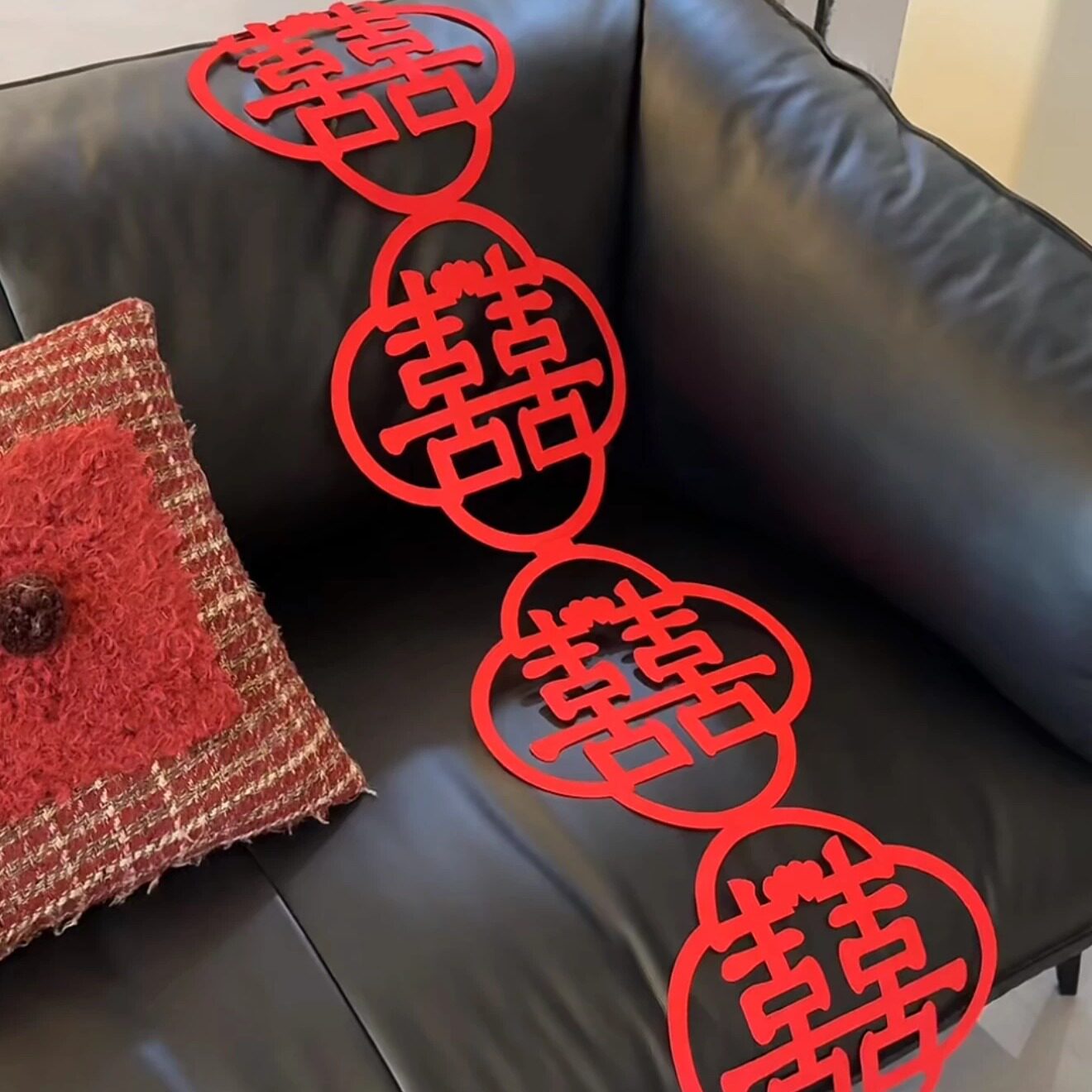 极简花边喜字拉花女方卧室结亲结婚背景墙装饰婚房长条喜字挂件