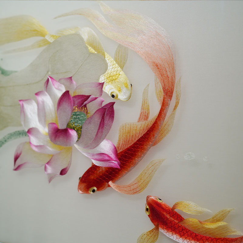 苏绣成品挂画新中式荷花锦鲤苏州纯手工刺绣客厅祥瑞艺术品装饰画图片