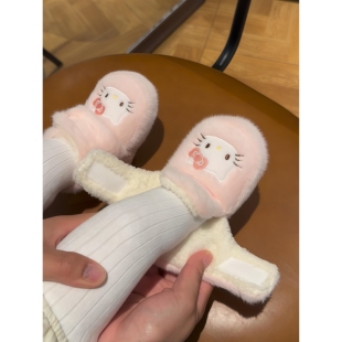 婴儿鞋子宝宝冬季鞋袜冬鞋软底鞋6到12个月小月龄保暖防滑步前鞋