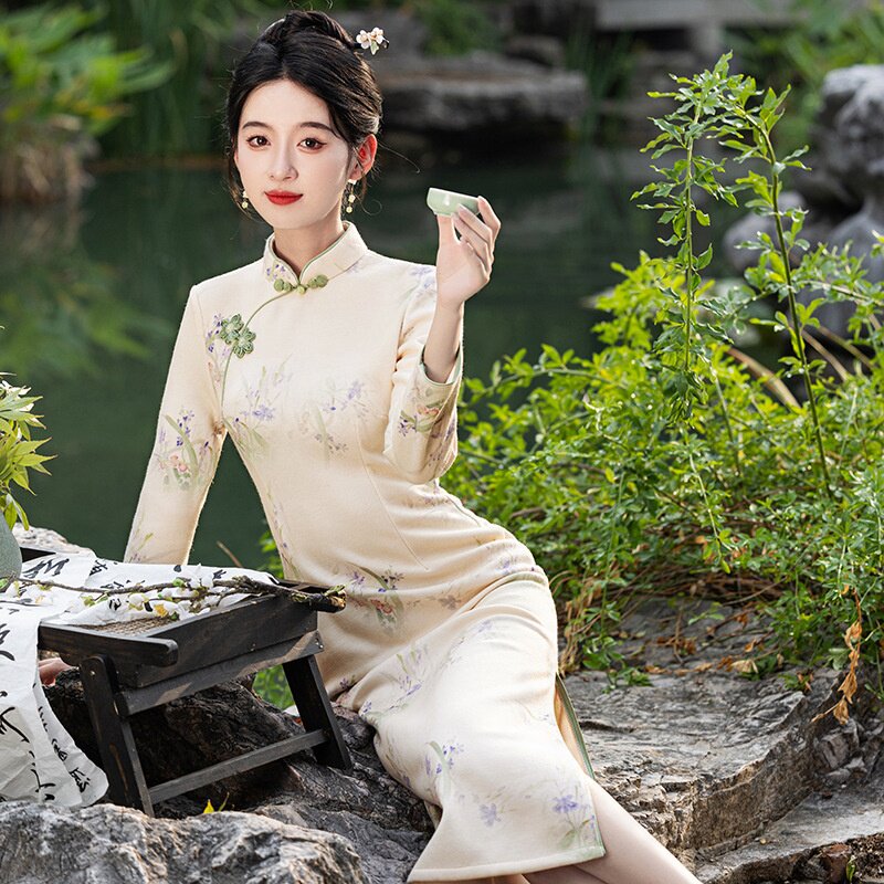 2026新款春季长袖曼丽绒柔软亲肤气质修身显瘦旗袍淑女淡雅旗袍裙