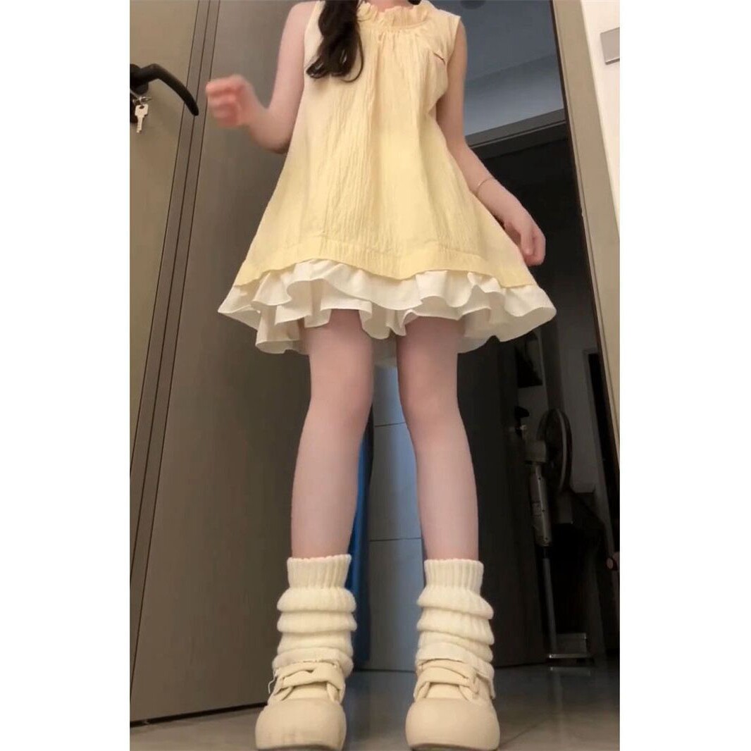 日系可爱小个子黄色花边拼接背心时尚套装
