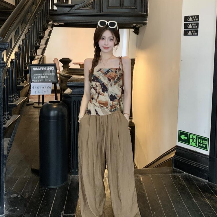 夏日多巴胺小个子港风复古吊带背心穿搭微胖显瘦洋气时尚辣妹套装