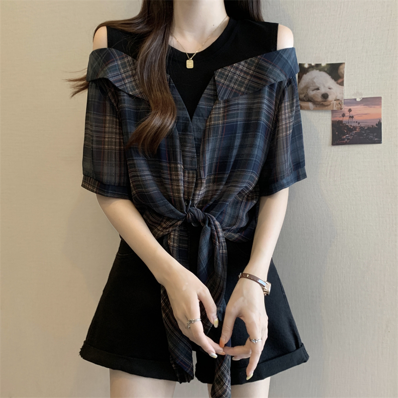 大码设计感小众复古格子短袖衬衫女夏季胖妹妹假两件拼接露肩上衣