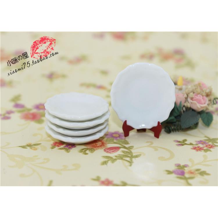52DOLLHOUSE 微缩食玩场景模型 娃娃屋配件迷你陶瓷碟子菜盘C3012