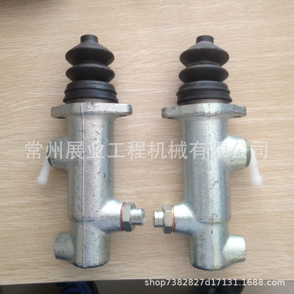 常林装载机平地机压路机配件956956TYZ14HD8268刹车泵