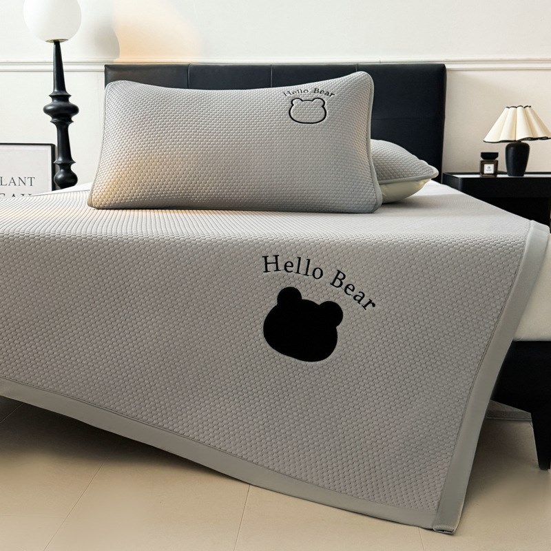 夏季冰丝凉席三件套裸睡轻奢刺绣薄床垫冰豆豆空调席可机洗软席子