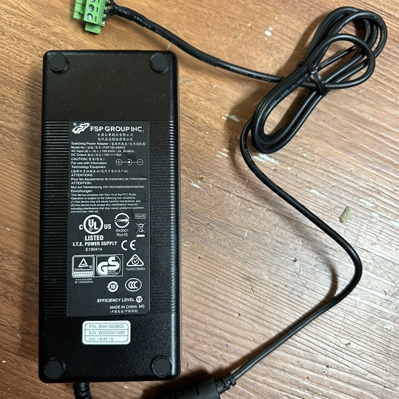 研华ARK-3500 3520 3530嵌入式工控机电源适配器端子4针12V19V24V
