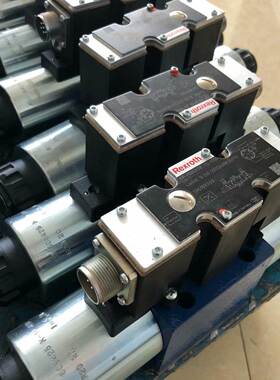 力士乐比例换向阀R900973362 4WRKE25W6-350L-3X/6EG24K31/A1D3M