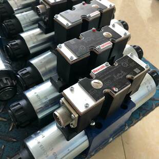 6EG24K31 力士乐比例换向阀R900973362 350L A1D3M 4WRKE25W6