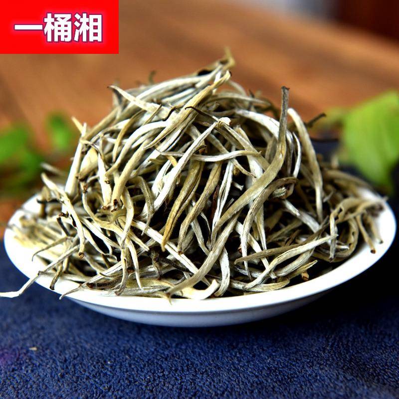 2024年云南白茶 白毫银针 月光白单芽 大白茶散料茶茶叶全芽