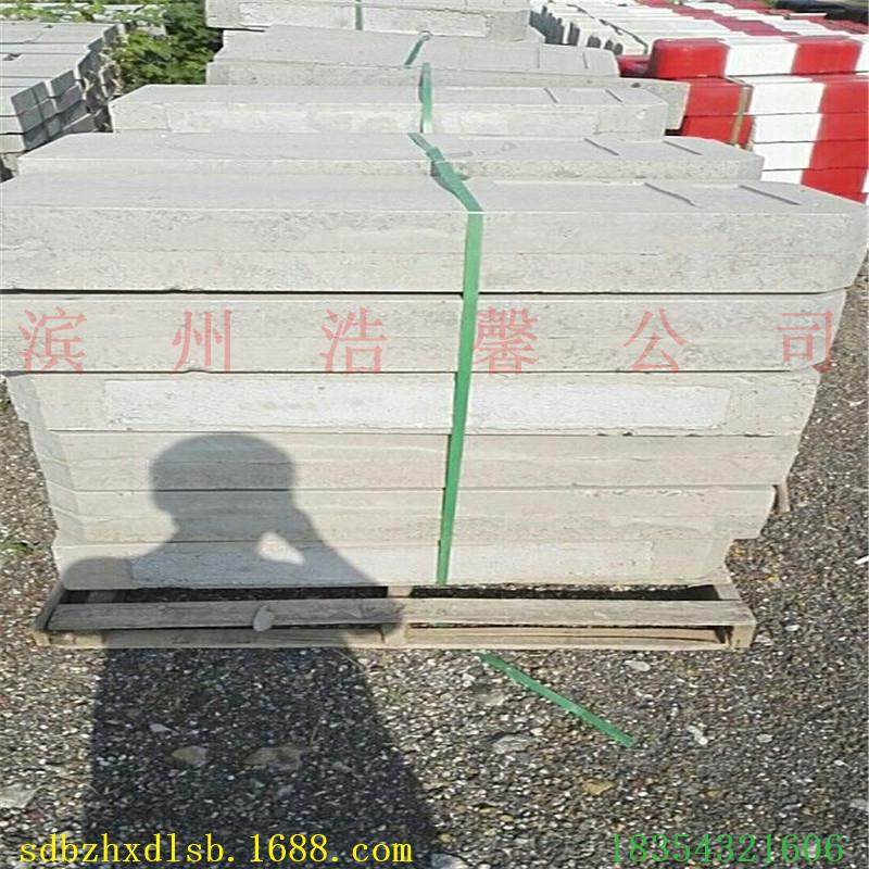 混凝土玻璃钢里程碑 百米桩 电缆标志桩警示桩基本农田保护区界桩