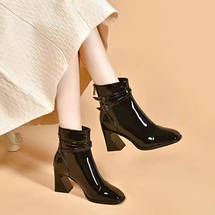 品牌加绒秋冬季新款漆皮粗跟中跟短靴女马丁靴高跟爆款韩系小踝靴