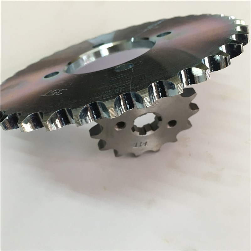 摩托车链轮 赛驰110 QS110-A 大小链轮齿轮牙盘