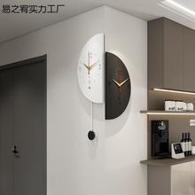 简约现代双面双色转角时钟拐角挂表客厅挂钟新款挂墙家用简约钟表