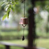 黄铜风铃声音清脆覆古手工锤纹平安挂饰民宿铃铛客厅家居装 饰