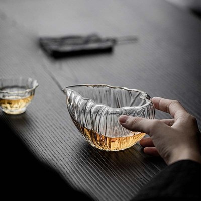 日式玻璃公道杯家用高档加厚分茶器大号荷舟简约茶海日式防烫公杯