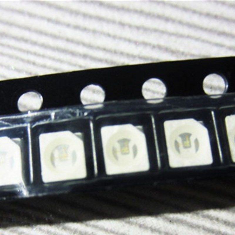 1210贴片LED发光二极管 高亮红 白发红灯 色