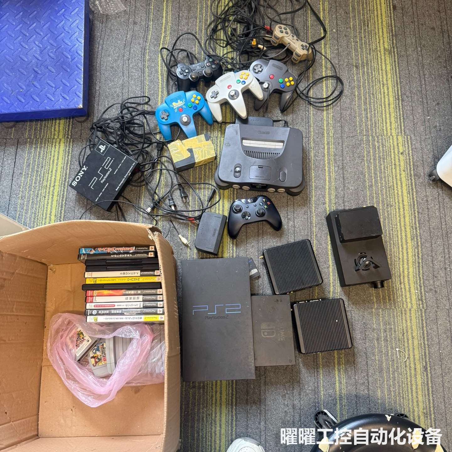 喜欢玩游戏的便宜看过来，实物拍摄，全部一起打包2000元包邮