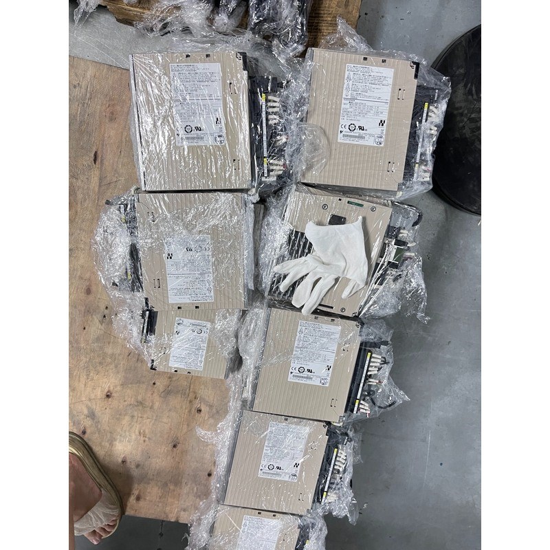 安川伺服SGDV-R90A01B,SGDV-R90A11A,