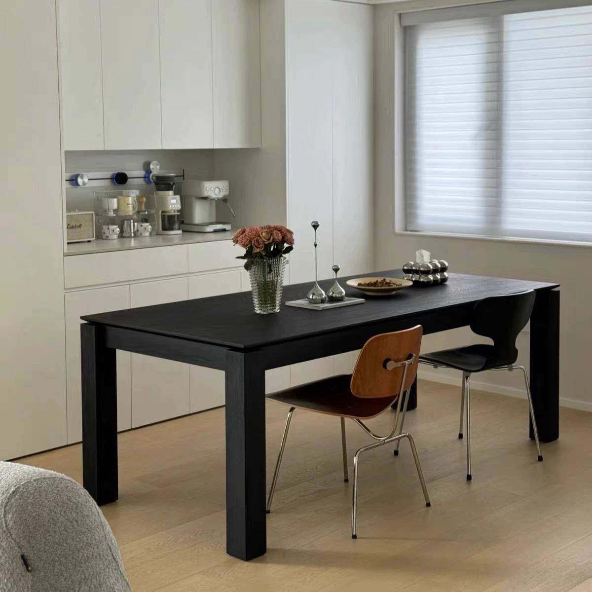 侘寂风实木家用餐桌黑色原木饭桌白蜡木办公长桌复古长方形会议桌