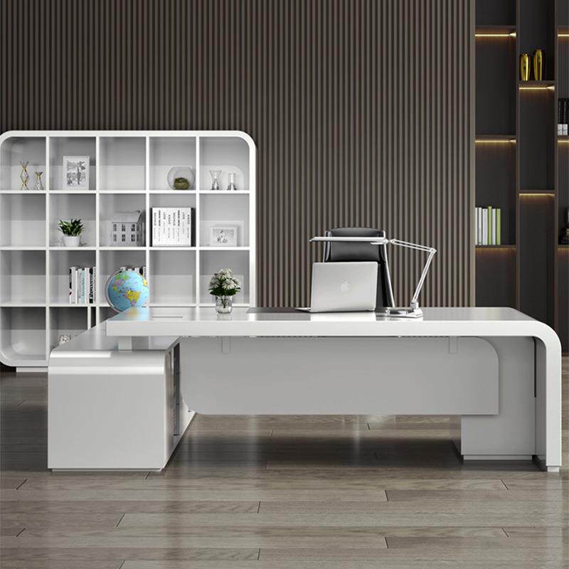 鑫管嘉诚烤漆老板办公大RDC桌班台简约现代桌白色经理桌主椅组合