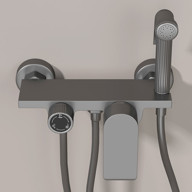 枪灰色简易淋浴花洒套装家用分体式全铜分水器无顶喷增压沐浴花晒