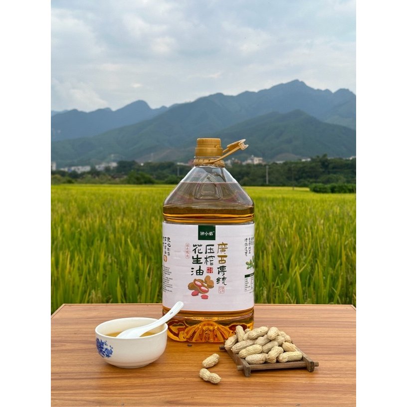 钟小弟广西本地家乡精选花生自榨纯正花生油、儿时味、纯正香