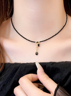 古里雅黑色水晶串珠几何流苏吊坠项链女独特2025新款轻奢小众颈链