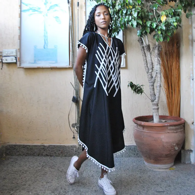 新款人棉绣花毛球长袍宽松沙滩裙度假防晒长裙比基尼罩衫泳衣外搭