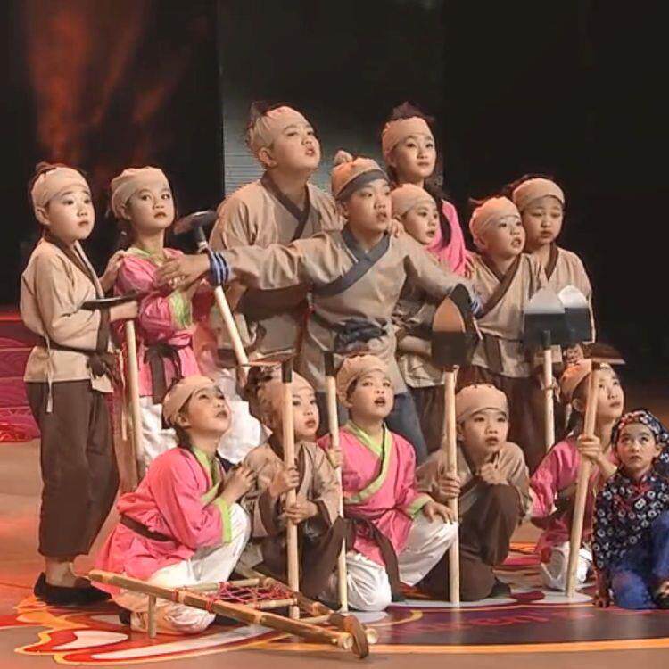 愚公移山演出服儿童大嫂