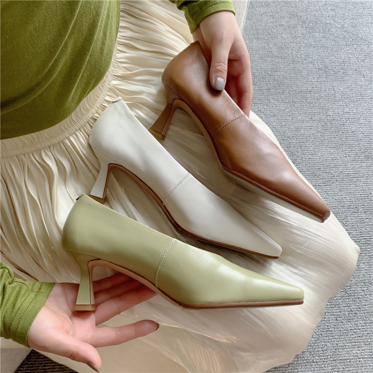 茜漫 巨软奶奶鞋~小众设计法式方头浅口v口细高跟鞋真皮简约单鞋