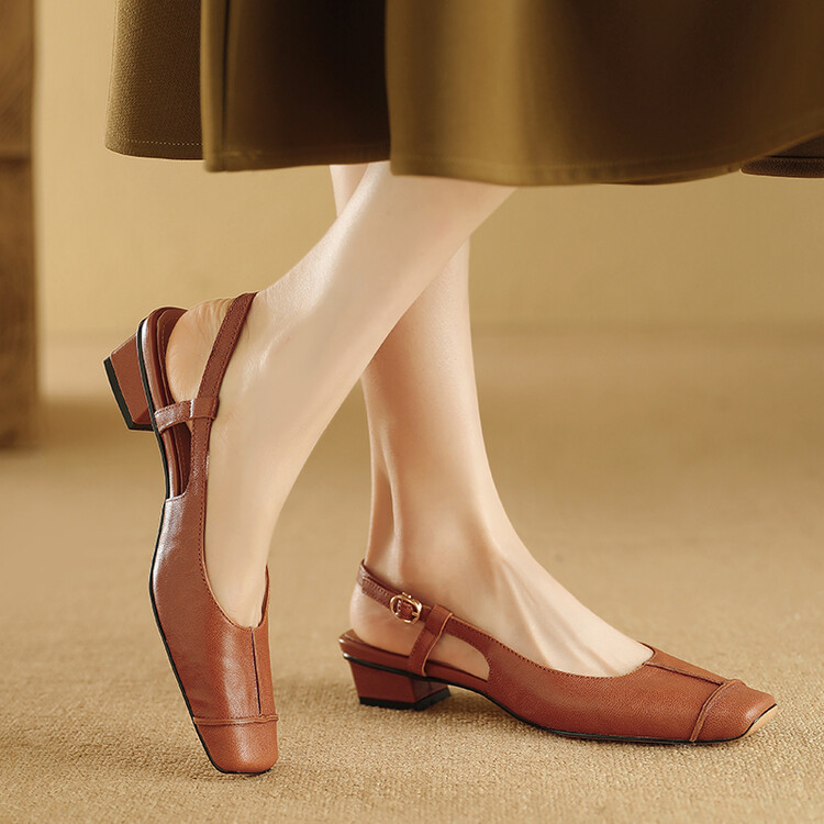法式复古软羊皮低跟包头凉鞋女2024新款夏季方头后空一脚蹬女鞋