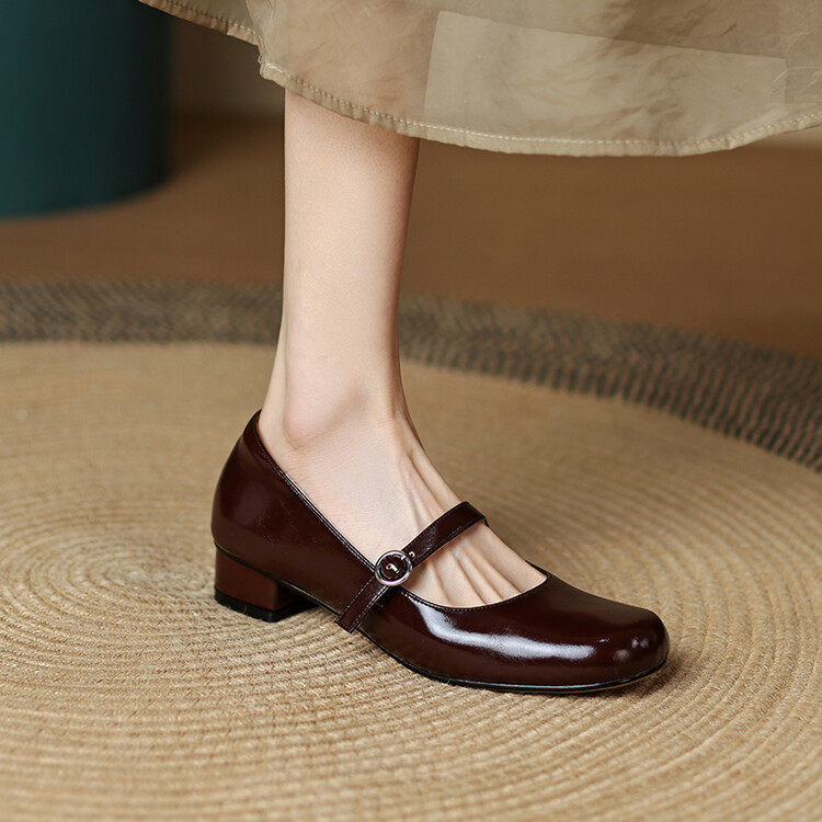 2023年新款粗跟低跟搭扣玛丽珍单里牛皮大小码纯色牛皮女鞋2-7n