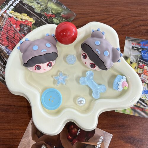 洞洞鞋配泡泡玛特立体鞋花