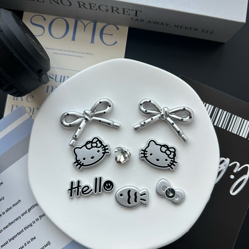 原创洞洞鞋鞋花hello kitty系列鞋花可拆卸diy配饰适配crocs鞋扣