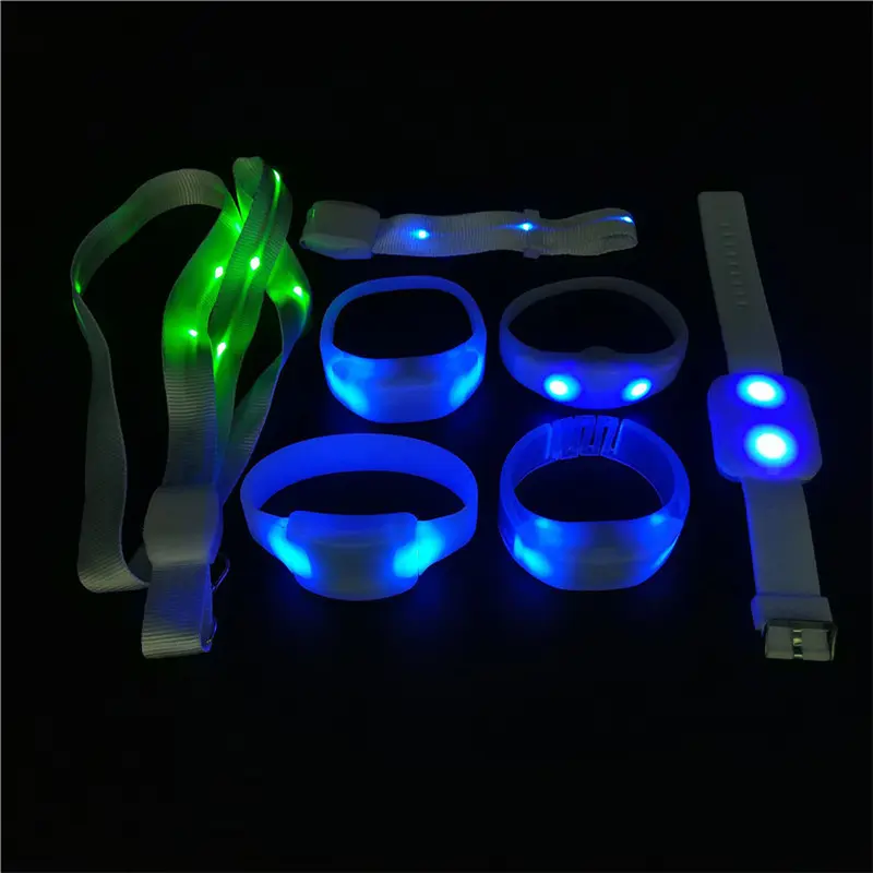 晚会遥控发光手环dmx变色发光手环15色灯光手镯 可定logo