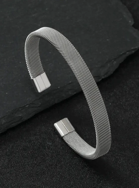 欧美钛钢手镯不掉色平面钢丝网格弹力手镯形开口不锈钢饰品