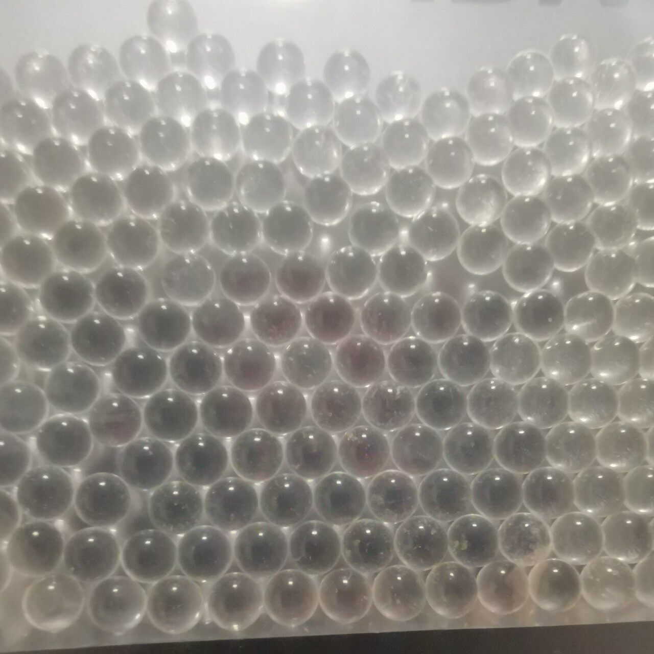 生产供应环保玻璃珠1.5mm2mm3mm研磨用玻璃微珠圆度好耐磨
