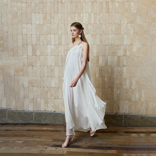 佩里月光连衣裙白月光长裙单肩荷叶边法式 YOLLA 度假风