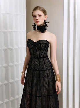 WEPRIVE V领性感蕾丝吊带上衣雾纱甜梦半裙时尚套装裙气质显瘦