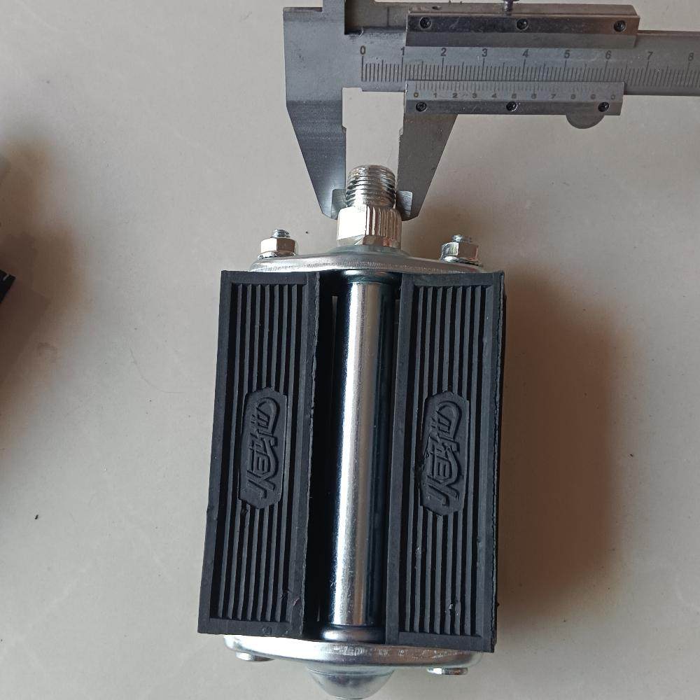 人力三轮车老式26/28自行车脚蹬二八大杠脚踏板粗轴滚珠配件包邮