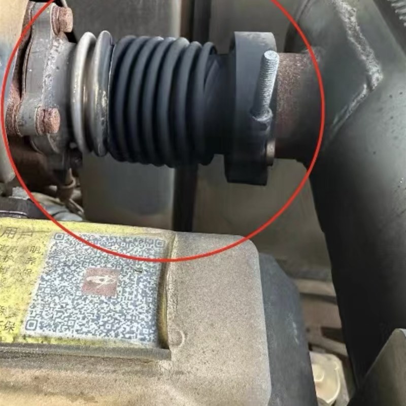 新源重工轮式挖掘机 C85W/C105W消声器进气连接管 消声器波纹管