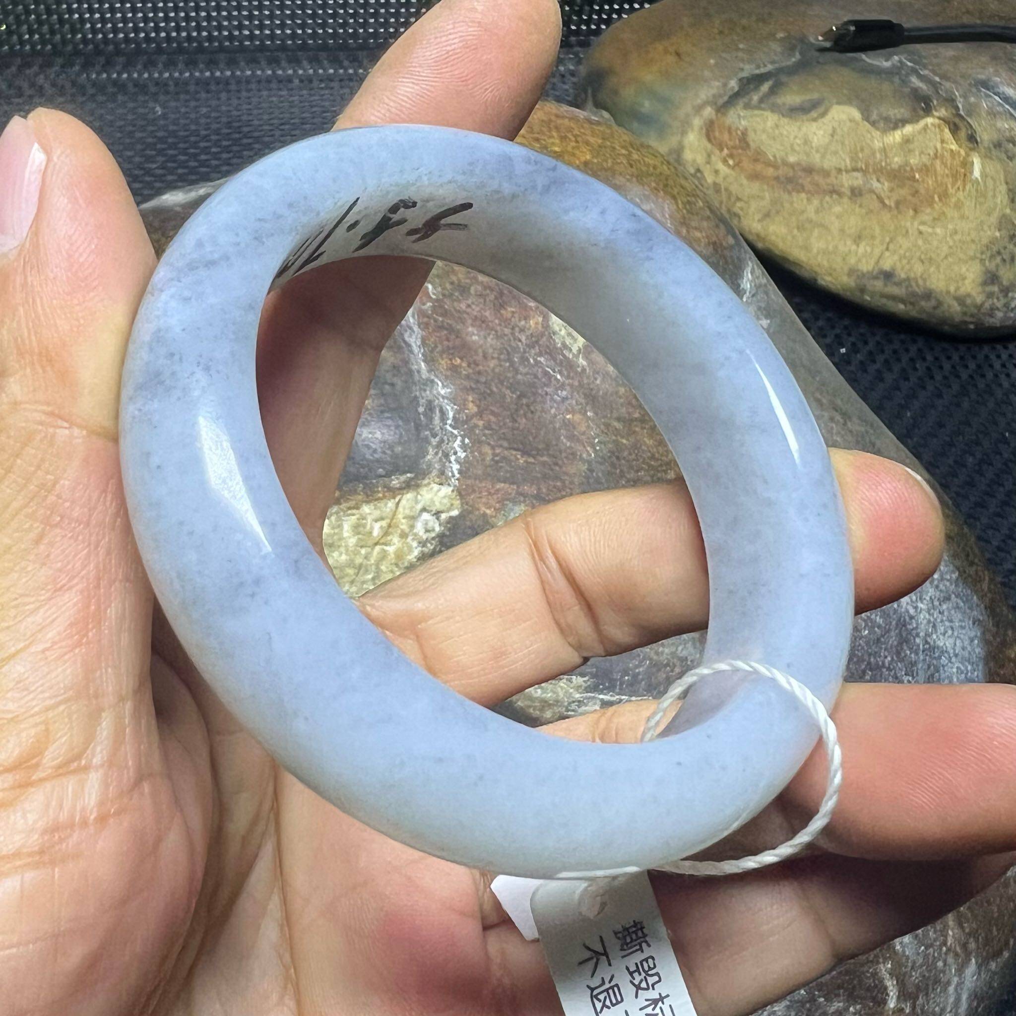 和田玉籽料青花手镯55.7m 籽料