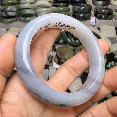 和田玉籽料56.9mm78.3克