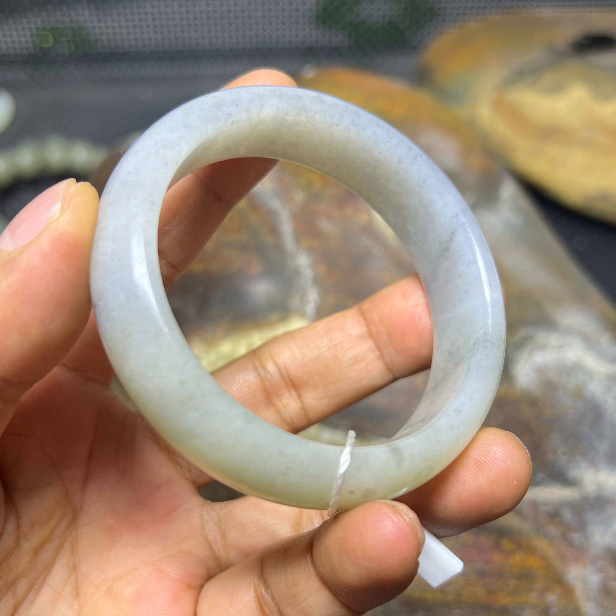 和田玉籽料青花手镯55.6m 籽料