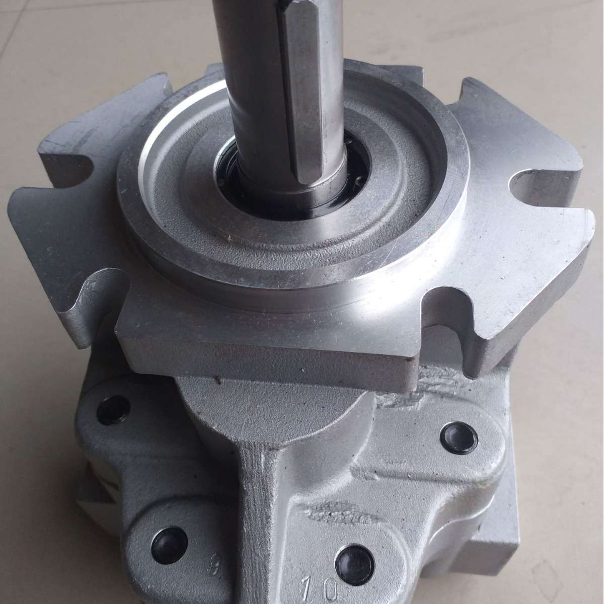 供应GPC4-80-C7F1-30-R齿轮泵液压单泵参数(现货)