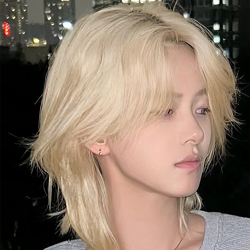 狼尾假发男女通用中性金色网红鲻鱼头中分短直发米白色透气全头套